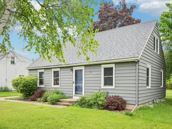 8031 North 45th STREET, Brown Deer, WI 53223