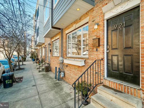 921 S 19th St, Philadelphia, PA 19146