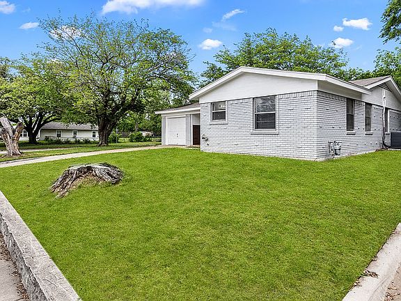 4th image of 1801 Kent Dr
