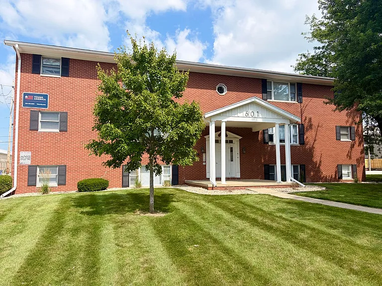 601 Bradley Dr — Photo 13