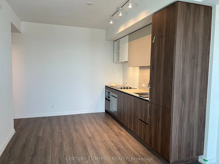7890 Jane St #5611 — Photo 5