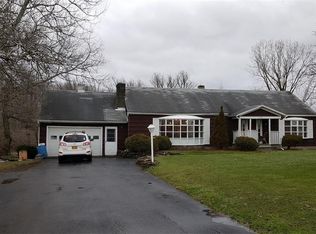 7796 Grant Avenue Rd, Auburn, NY 13021