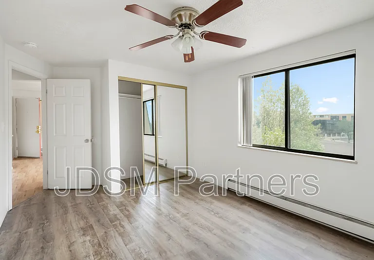 2455 Bryant St #9 — Photo 8
