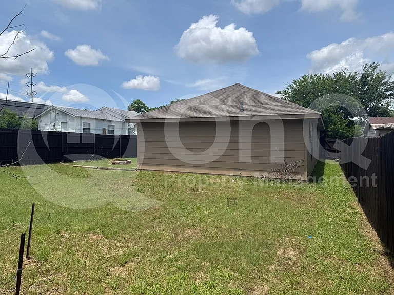 5513 Diaz Ave — Photo 22