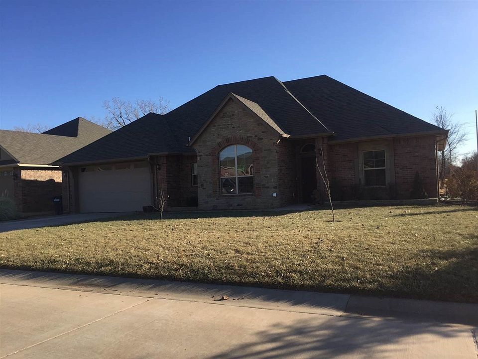 1st image of 605 Chisholm Crk