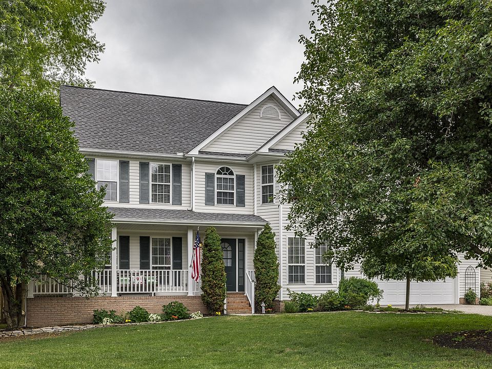 1st image of 617 Bradford Dr