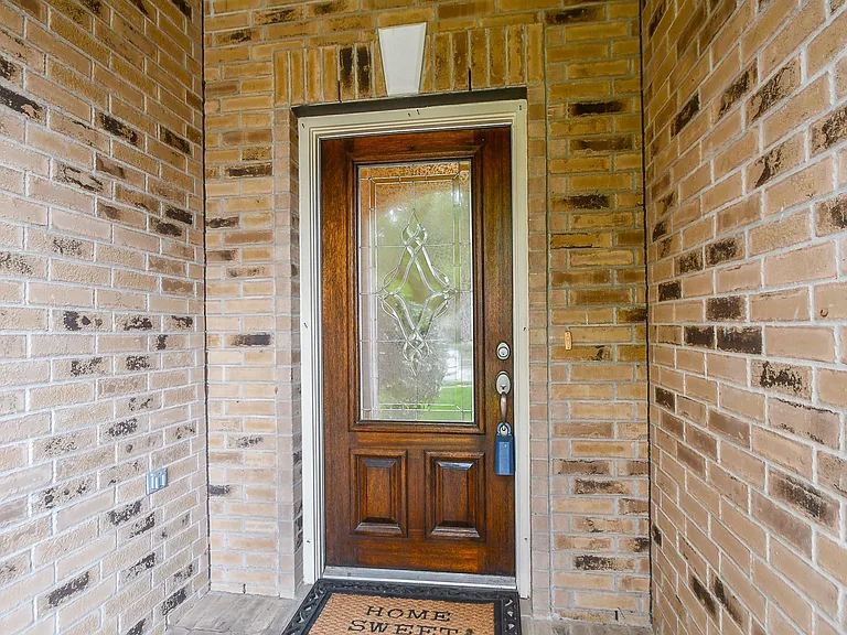 128 Emerald Loch Ln — Photo 3