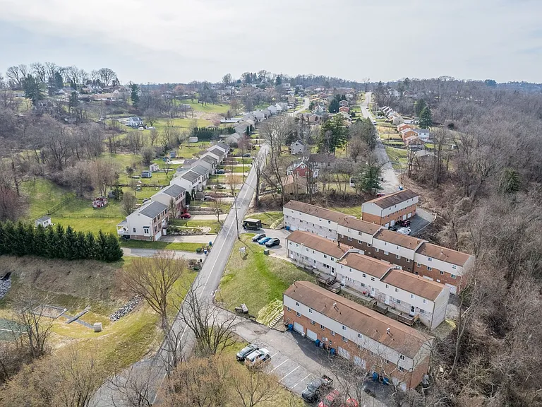 Baldwin Cathell Townhouses — Photo 7