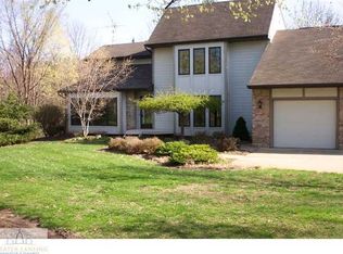 5301 Delta River Dr, Lansing, MI 48906