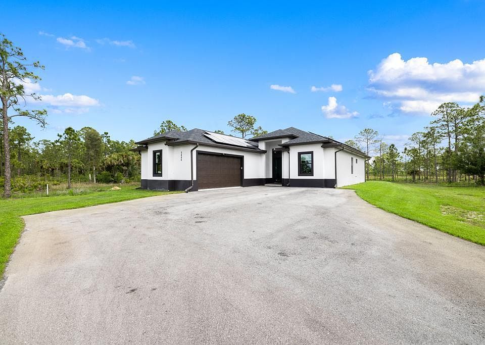 1st image of 5492 Everglades Blvd N