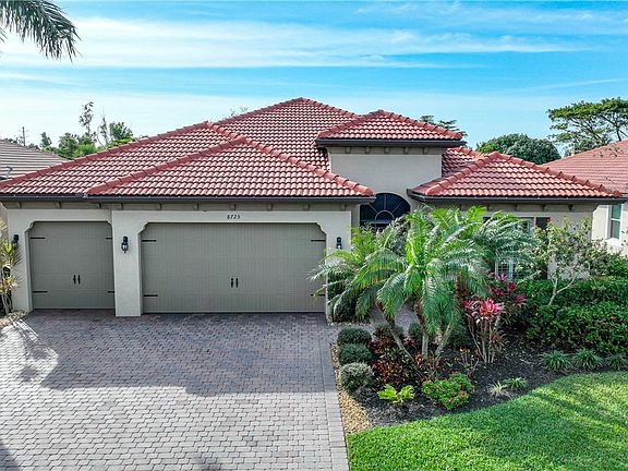 2nd image of 8725 Westwood Oaks Pl