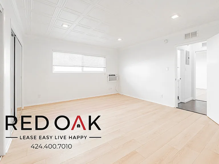 1489 S Canfield Ave #206 — Photo 14