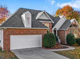 4603 Laurel Run Dr, Greensboro, NC 27410