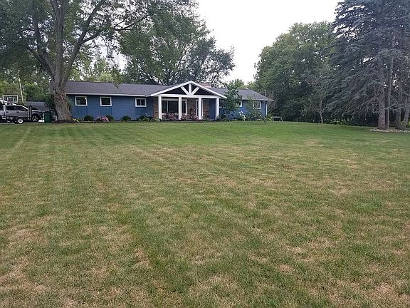 2nd image of 7876 Cottonwood Dr