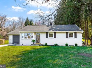 216 Meadow Ln, Lancaster, PA 17601