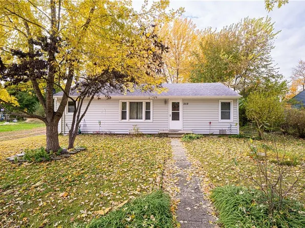 258 N 7th St, Union Star, MO 64494