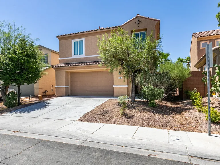 2925 Dowitcher Ave — Photo 39