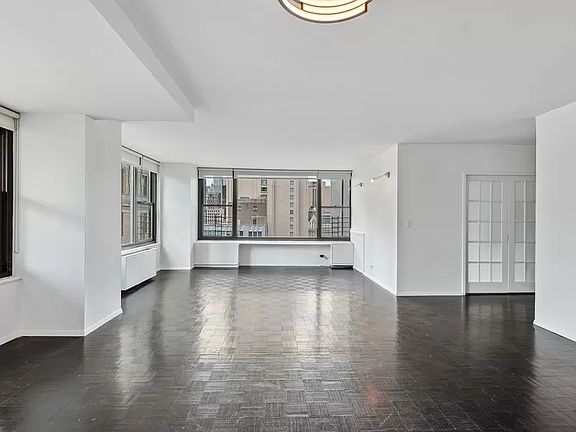 5th image of 117 E 57th St APT 28B