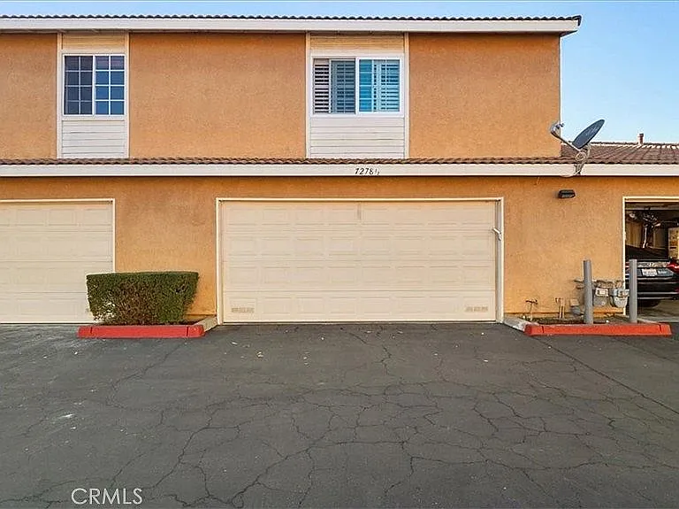 1/2 Hermosa Ave — Photo 9