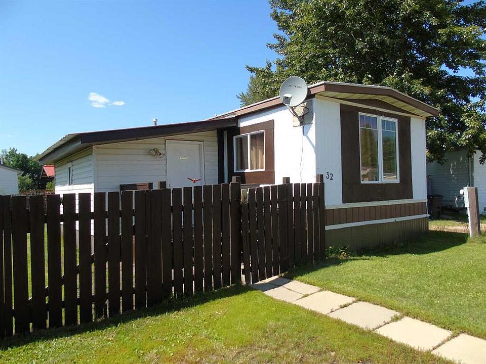 1st image of 812 6th Ave SW #32