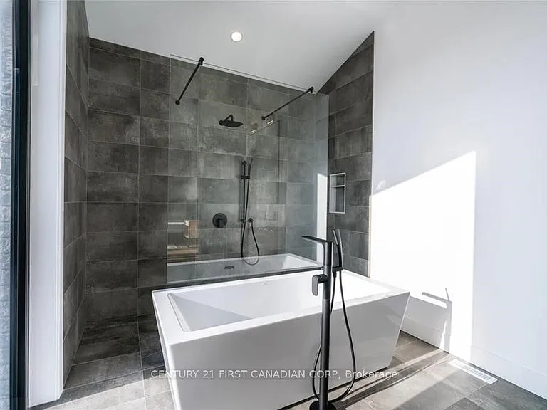 3533 Silverleaf Chase — Photo 28