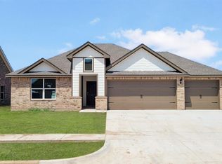 5515 Windstone Dr, Norman, OK 73072