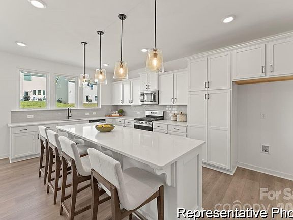 2nd image of 4689 Monterrico Dr #80P