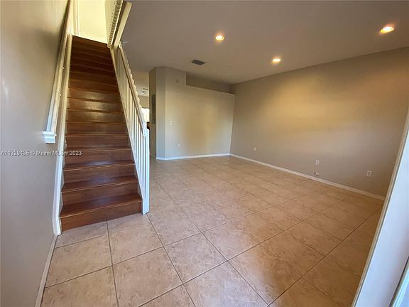 2nd image of 2206 SE 23rd Ave #2206