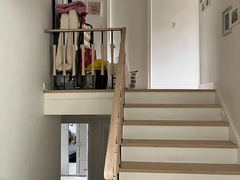 156 Cocksfield Ave — Photo 14