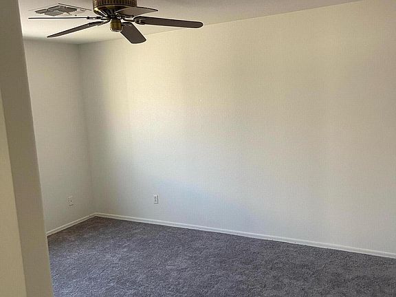 4th image of 10657 W POINSETTIA Drive