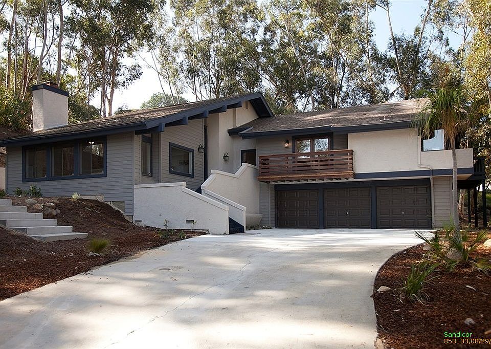 2nd image of 875 Pamela Ln