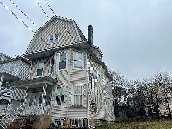 2nd image of 373 Peshine Ave