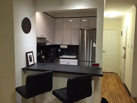 Rented by Francine Realty | media 3