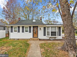 1190 Grove Ave, Shady Side, MD 20764