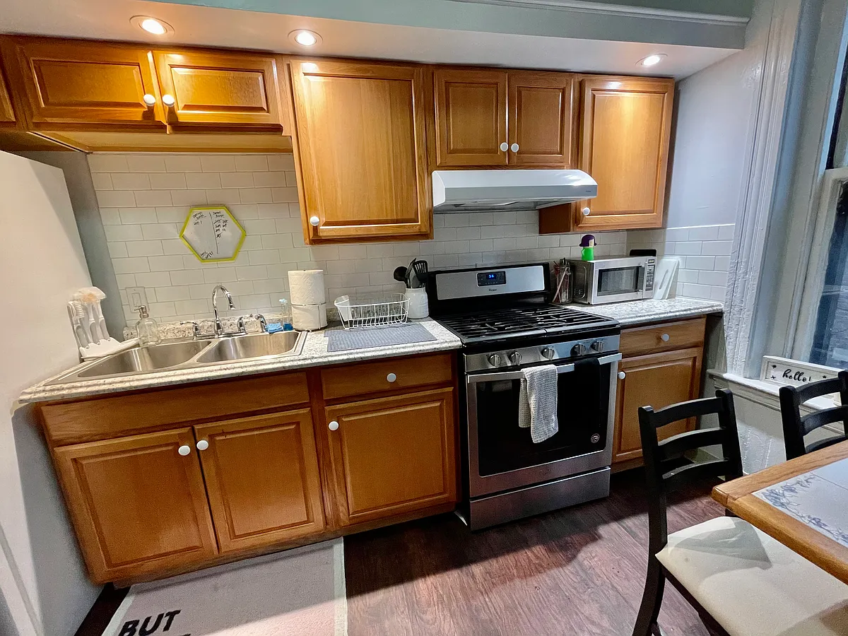 Building Photo - 73 Westland Ave #2A