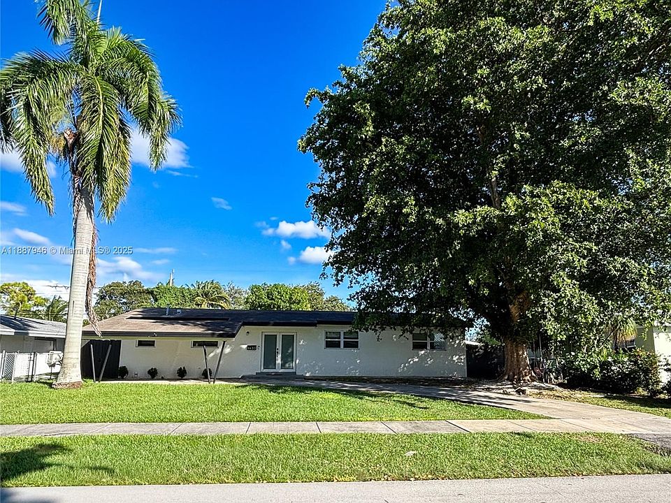 1st image of 9420 Dominican Dr