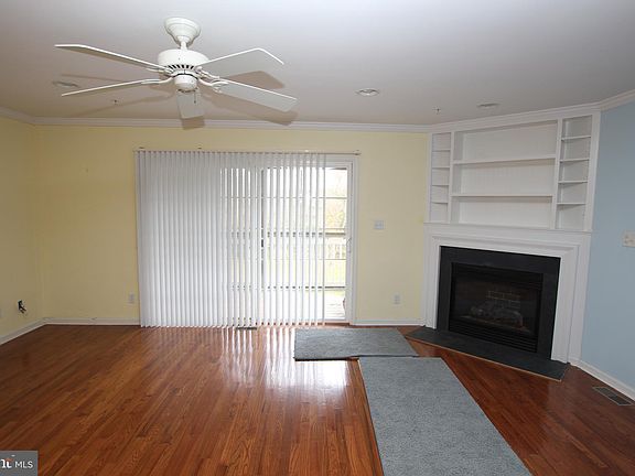 3rd image of 56 Canal Landing Ct #28