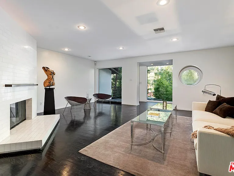 1730 Mount Olympus Dr — Photo 5