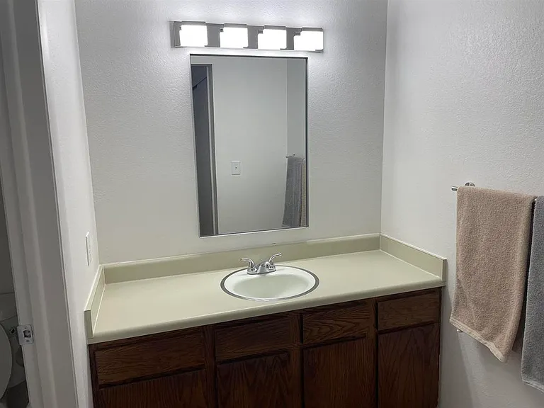 961 Lakeside Dr #111 — Photo 5