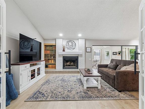 2nd image of 525 WALKER ROAD