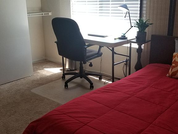 5th image of 25550 Southwick Dr