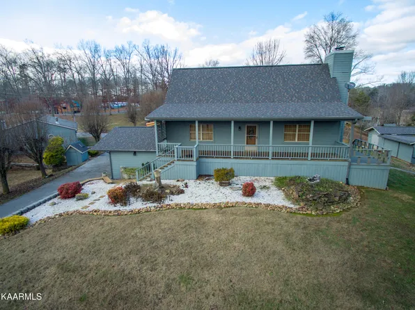 1243 Cedar Hills Rd, Dandridge, TN 37725