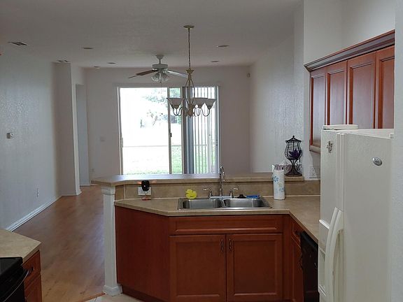 4th image of 11450 Captiva Kay Dr