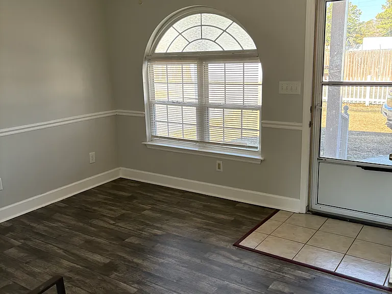 146 Roper Ln — Photo 3
