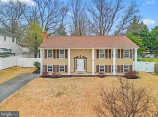 6422 Darwin Rd, Laurel, MD 20707