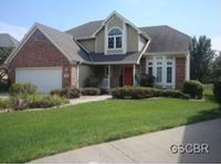 212 E Sawgrass Trl, Dakota Dunes, SD 57049