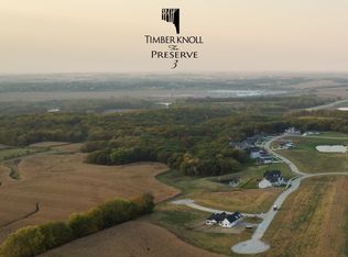 10589 SW Wild Bergamot Dr, West Des Moines, IA 50266