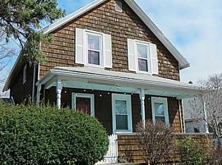 45 Myrtle Ave, Warwick, RI 02886
