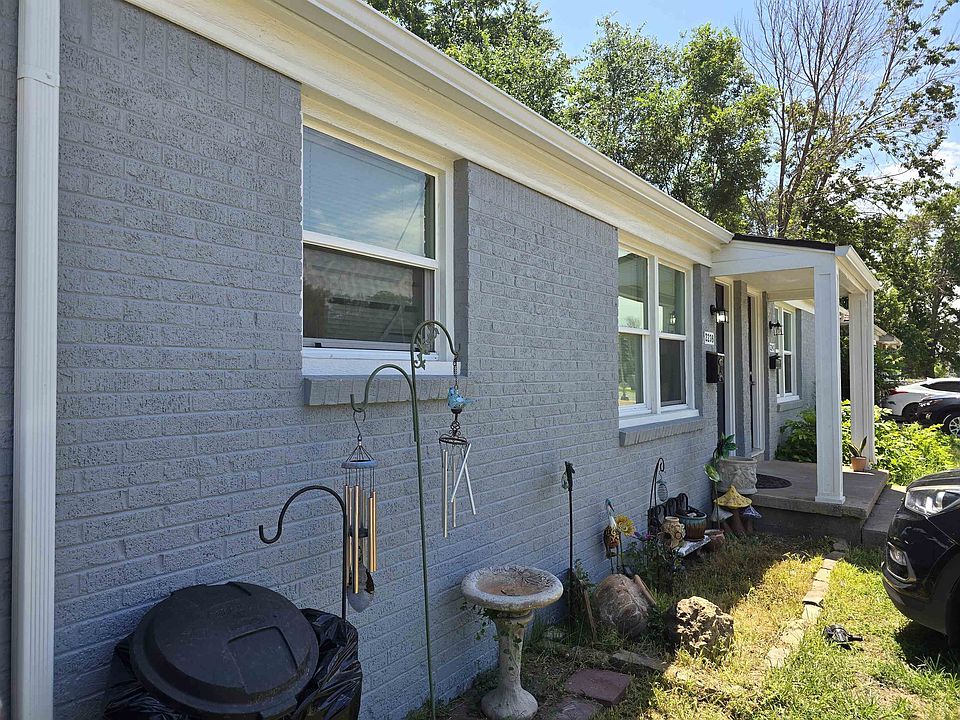2nd image of 2240-2238 S Hydraulic Ave