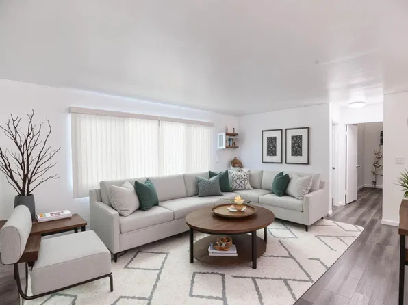 6535 Haskell Ave #102, Van Nuys, CA 91406
